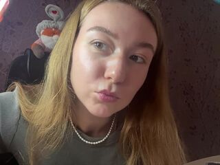 girl naked KayeEliasen