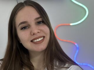 live porn cam KeiraAsti