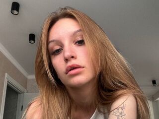 nude webcamgirl KendraHawks