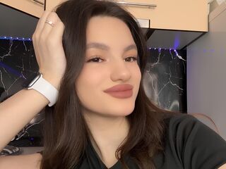 naughty cam girl masturbating with dildo KendraMatrone