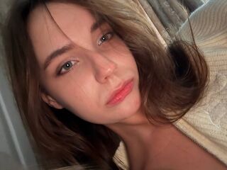 naked cam girl fingering pussy KyungInguardsen
