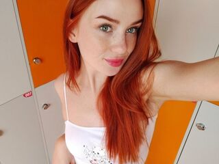 naughty camgirl masturbating with vibrator LanaGriffin