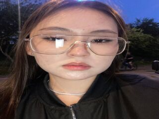 free nude live show LauriMoradel
