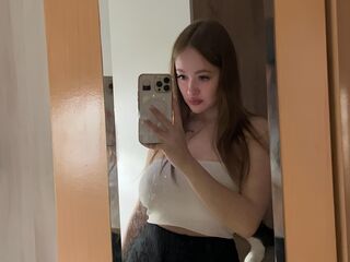 hot naked camgirl LavernUrizar