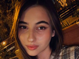fingering girl chat LeiaFrost