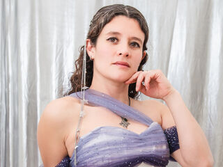 girl cam nude LiaSannin