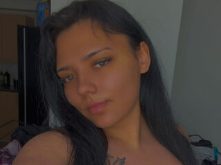 camwhore masturbating with vibrator LilithVex