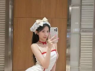 sex web cam chat room LilyYuan