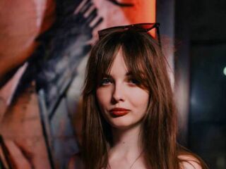 free nude webcam LisaDrake