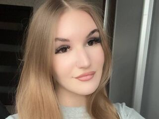 naked cam girl picture LolaVelour