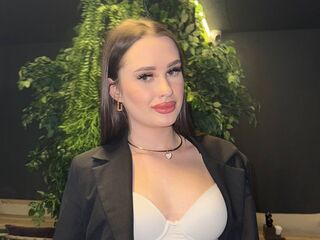 naked camgirl masturbating MagdalenaDills