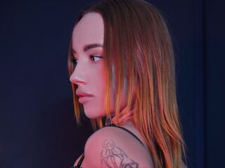 topless girl MagicalYana