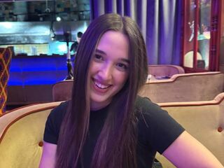 live webcam model MaryamKeets