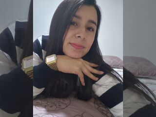 cam girl masturbating with sextoy MelisaBlom
