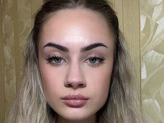 hot cam girl fingering pussy MellieSchultze