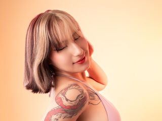 cam girl showing pussy MelodyVox