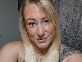 hot cam girl masturbating with sextoy MermaidsTale