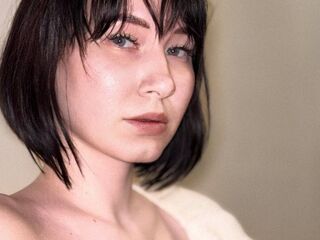 camgirl playing with sextoy MiaMaw