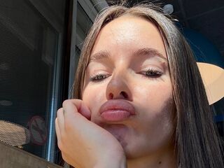 camgirl picture OdetteWingler