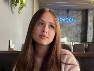 naked cam girl gallery OlesiaSun