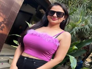 beautiful girl webcam PeachyGlow