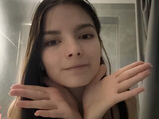 cam girl masturbating with dildo RandiBierly