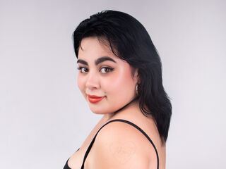 jasmin webcam model RoxanaElegance