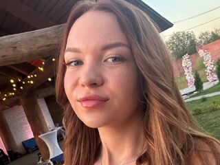 free nude webcam show SadeBergum