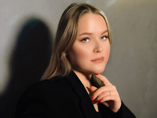 hot striptease cam SallySavage