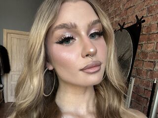 adult web cam SaphiraLuxe