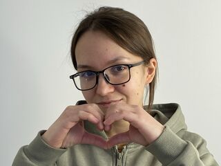 fingering girl ShanitaMulrain