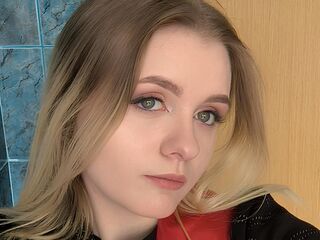 sexy webcamgirl ShannonPomilla