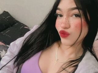 camgirl masturbating with vibrator SharitGomez