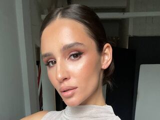 camwhore masturbating with dildo ShawnNoor