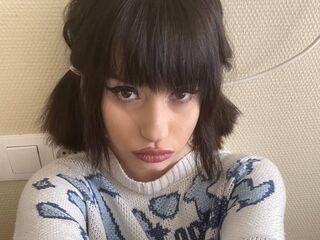 naughty camgirl fingering pussy SherDonko