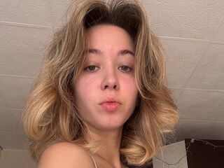 nude webcam girl SilvaShintaku