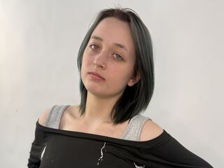 nude gamgirl SoleneWinter