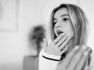 cam girl livecam StaceeyBrown