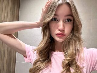 naked girl with webcam masturbating StephanieMeeter