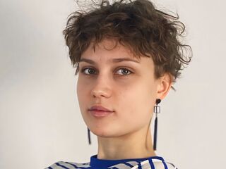 nude camgirl pic TheolaTunison