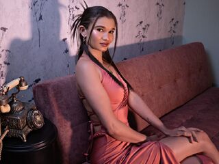 girl showing pussy TiaraDanes