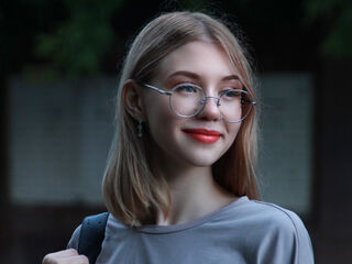 camwhore masturbating with dildo TishaTalty