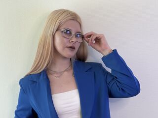 fingering cam girl picture TommieMalkani