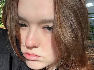 fingering girl cam picture TwannaShumate