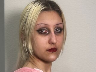 camwhore VictorinaHarvest