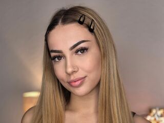 cam girl spreading pussy ZaraPlaya